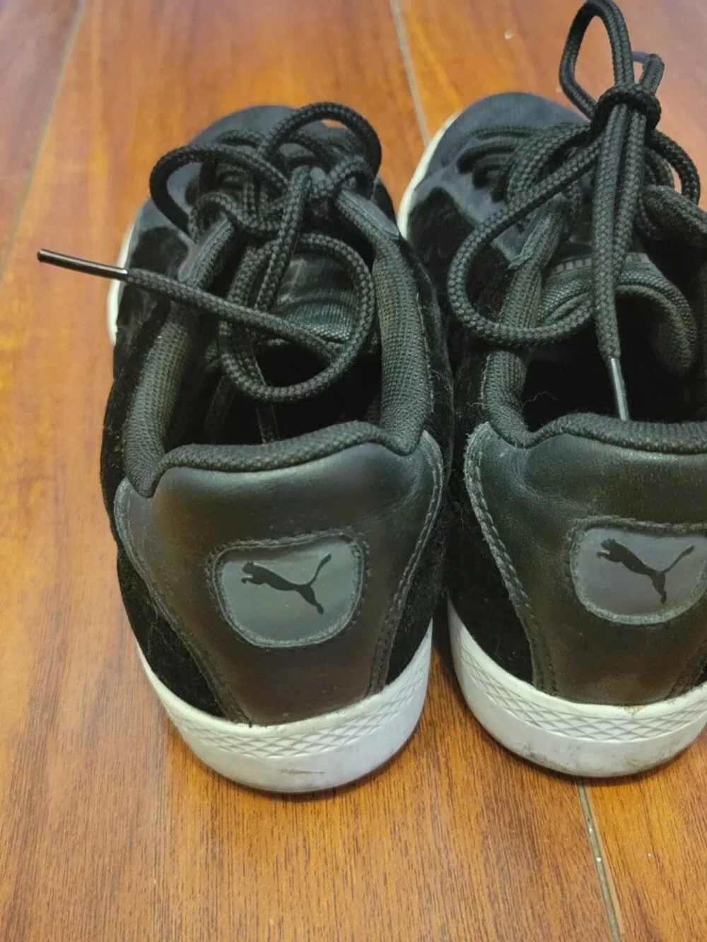 Puma Sneakers